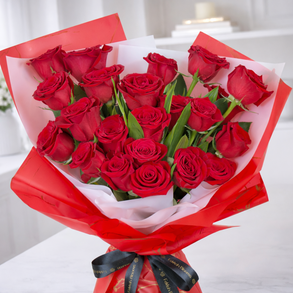 Premium red rose hand bouquet romantic gift choice